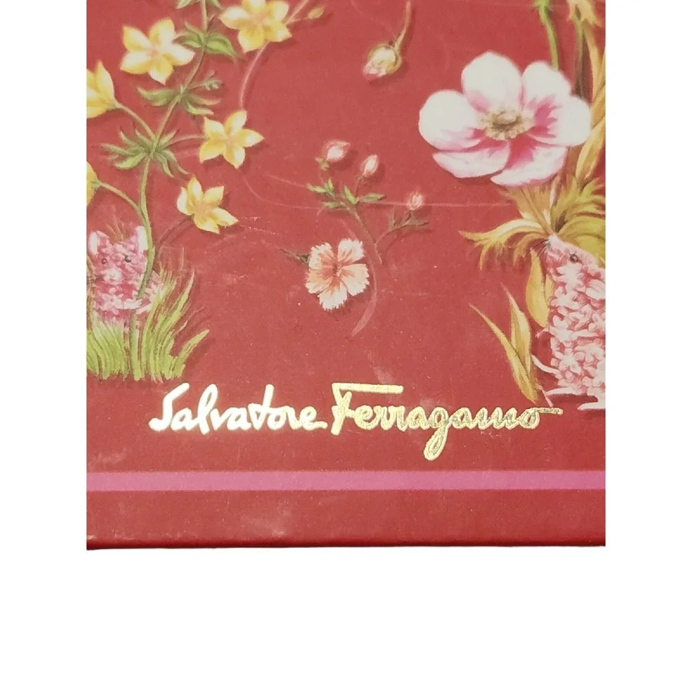 Salvatore Ferragamo  Red Envelope Set‎ of 10